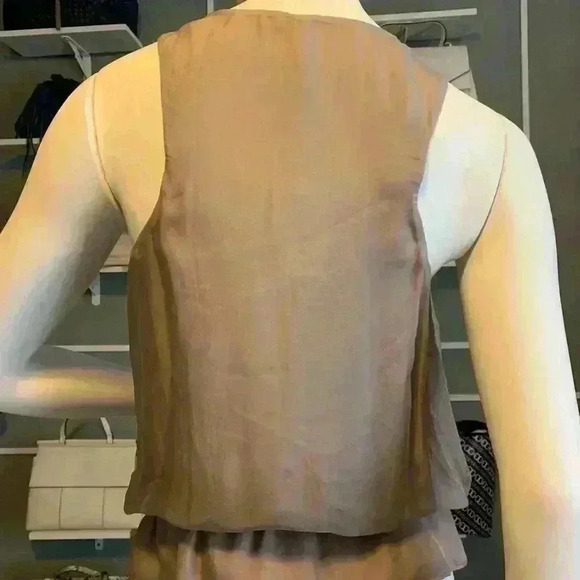 Robbi & Nikki Beige Sequined Sparkling Top with Silk Overlay. Size XS. - Picture 3 of 8